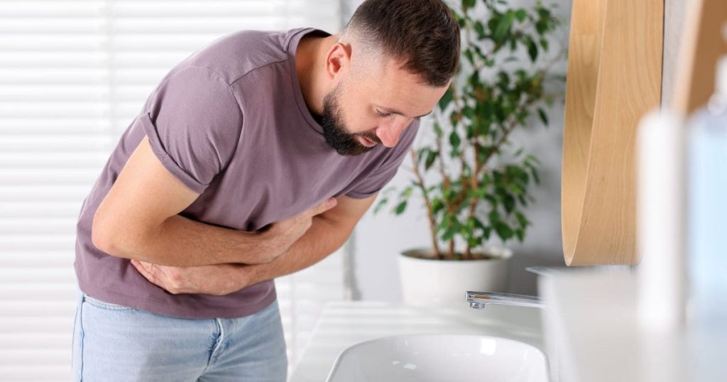 Abdominal pain and discomfort linked to visceral hypersensitivity in SIBO
